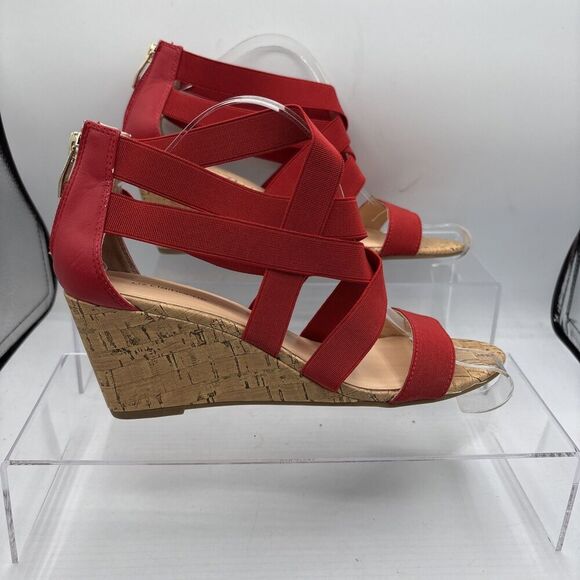 Liz Claiborne Rockelle Red Stretch Wedge Sandals 9M Comfy Chic Back Zip - Picture 2 of 9